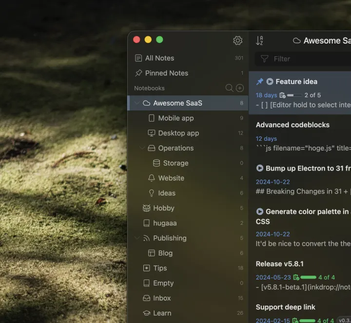 Notebooks with icons in the sidebar